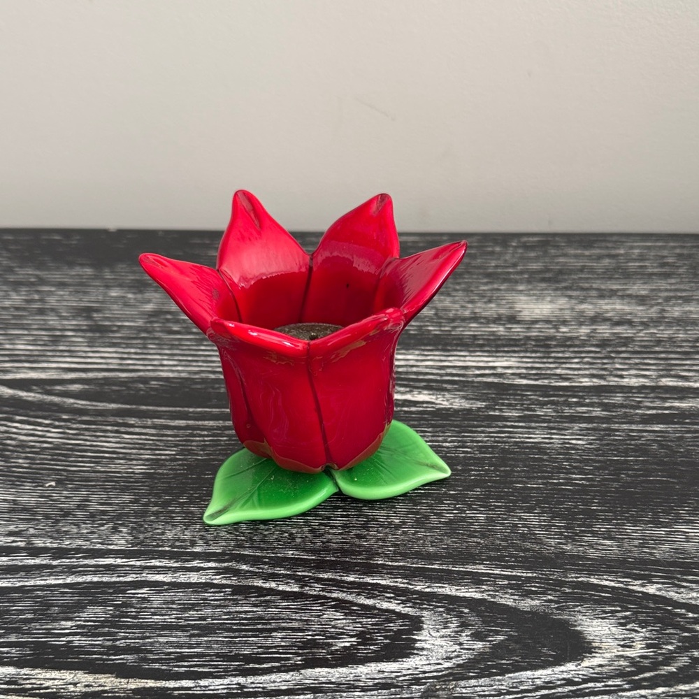 Tulip Handmade tea light holder. Bought at art show. No chips or defects